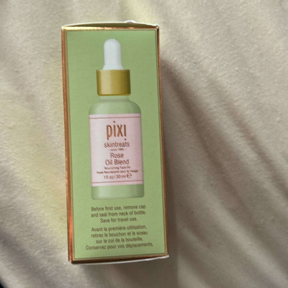 Makeup bundle - Picture 5 of 12
